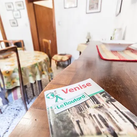 Campiello Chiesa, Venezia By Short Holidays-3